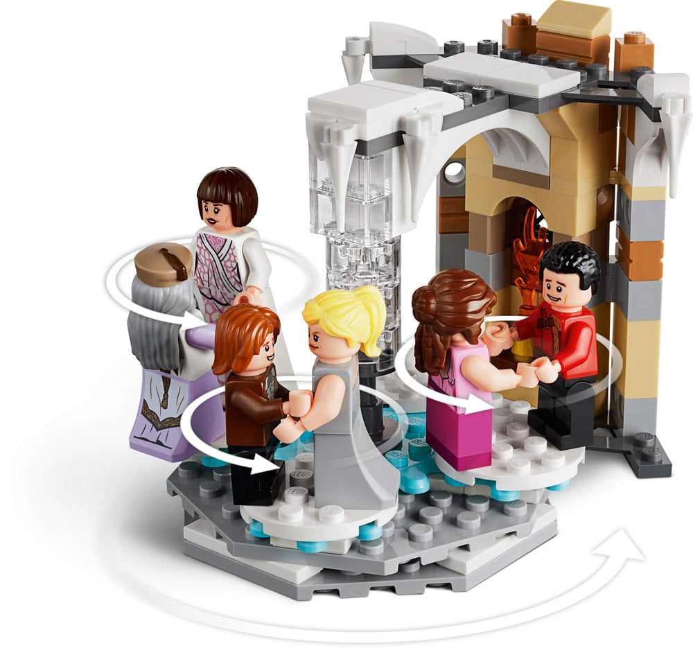 LEGO Harry Potter Hogwarts Clock Tower set with 922 pieces for extended building