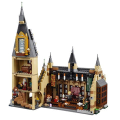 LEGO Harry Potter Hogwarts Great Hall potions room with bubbling elements fuels magical experiments