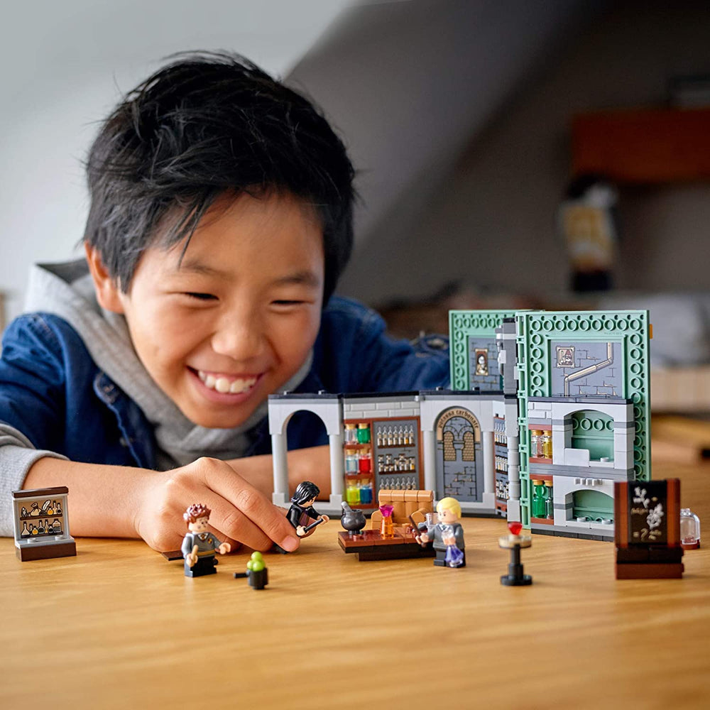 LEGO Harry Potter Hogwarts Moment Potions Class potion equipment sparks hands-on learning