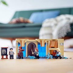 Patronus Hare accessory included with LEGO Harry Potter set.
