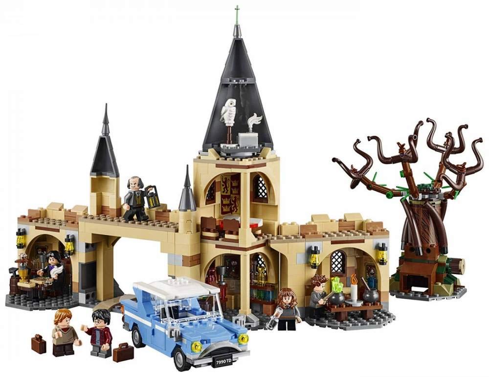 LEGO Harry Potter Ford Anglia car airborne for dramatic scenes