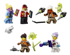 LEGO Hidden Side Paranormal Intercept Bus 3000 rooftop scanners enhance AR ghost-hunt adventures.