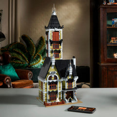 LEGO Icons Haunted House haunted doors recreate cinematic closures for spooky ambiance