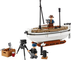 LEGO Icons Shackleton’s Lifeboat interior access showcases gear and crew accessories.