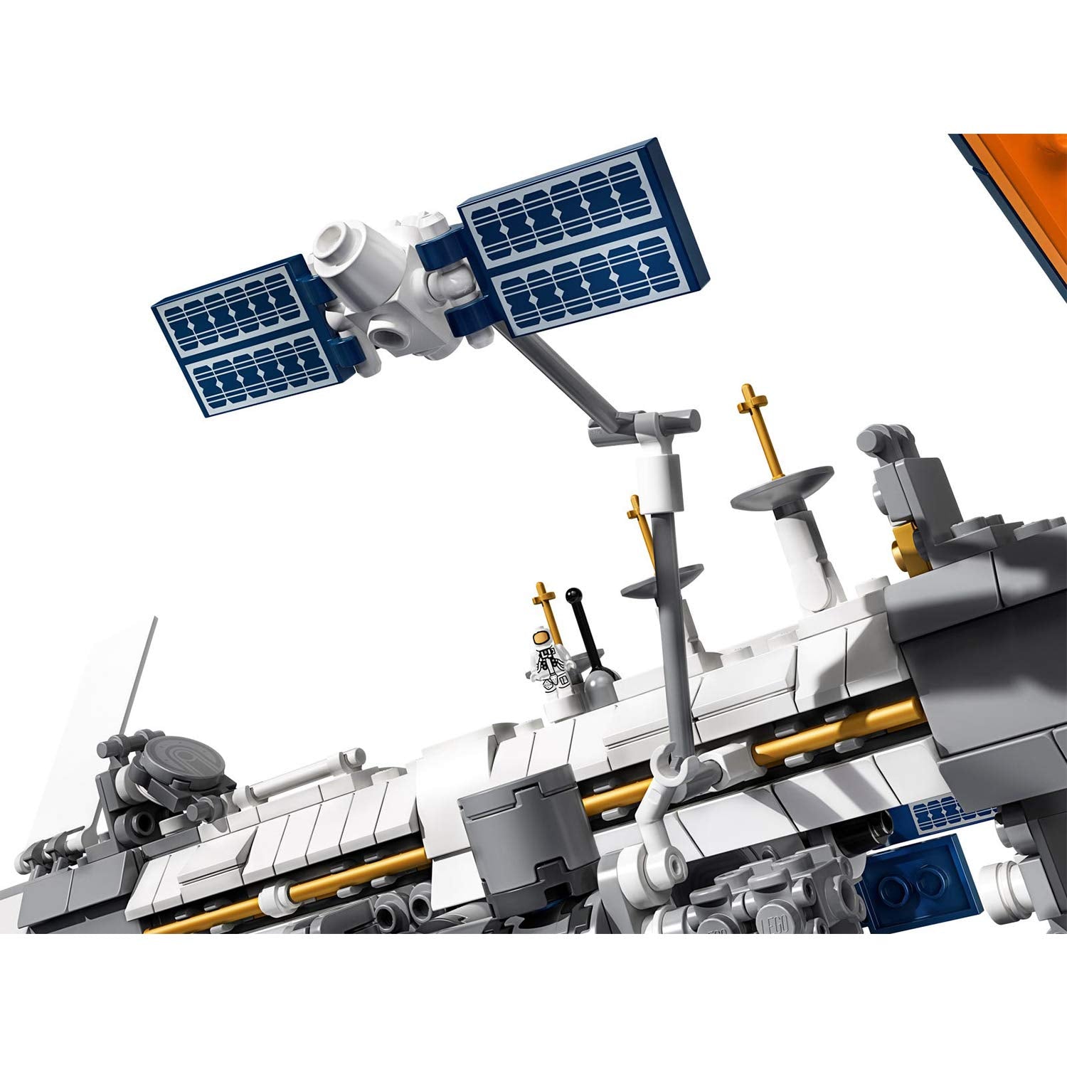 LEGO Ideas ISS 21321 precise dimensions guide display positioning
