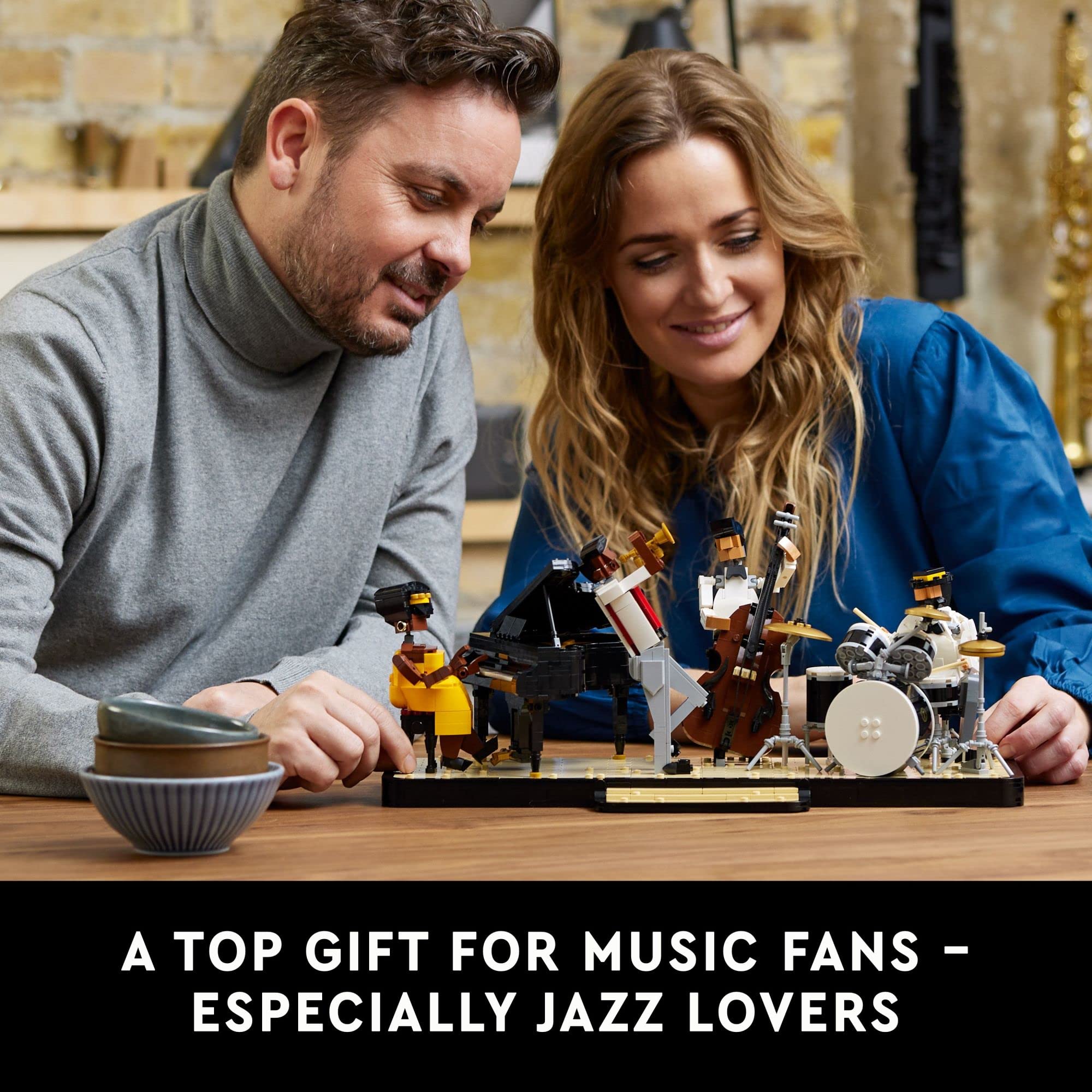LEGO Ideas Jazz Quartet 21334 buildable stage connects the quartet for display.