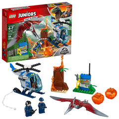 LEGO Juniors Pteranodon Escape helicopter for easy building and imaginative play.