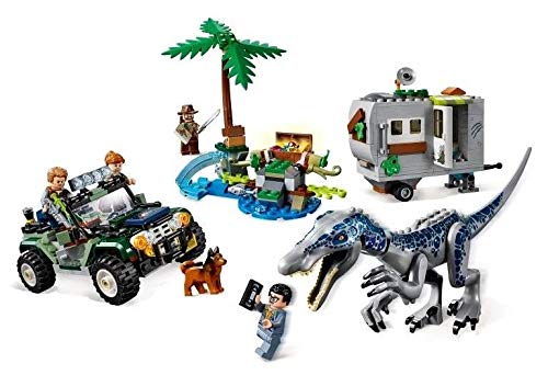 LEGO Jurassic World Baryonyx Face-Off treasure chest reveal moment