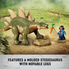 LEGO Jurassic World tree lookout stand enhances exploration and storytelling in play.