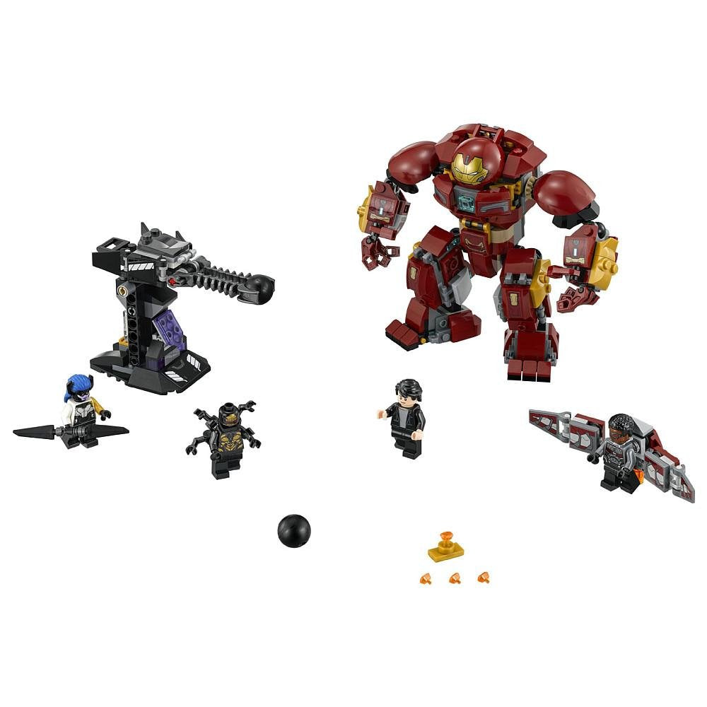 LEGO Marvel Bruce Banner inside Hulkbuster cockpit for dramatic play