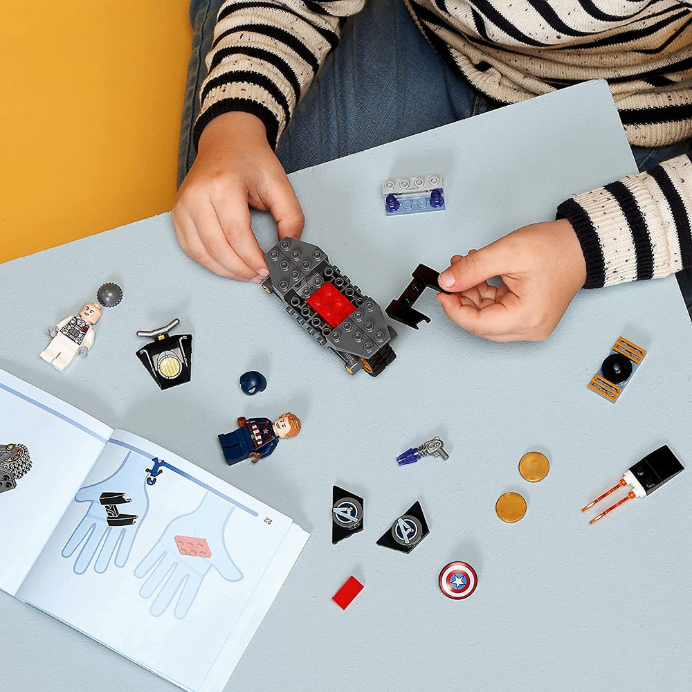LEGO Marvel Captain America and Hydra Face-Off 76189 starter brick supports easy, confident building