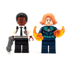 LEGO Marvel Captain Marvel and Nick Fury polybag parts closeup showing studs and bricks.