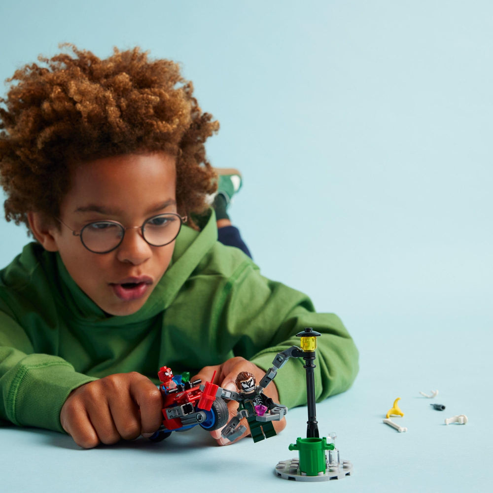 LEGO Marvel Doc Ock minifigure with four tentacles and Venom-inspired markings