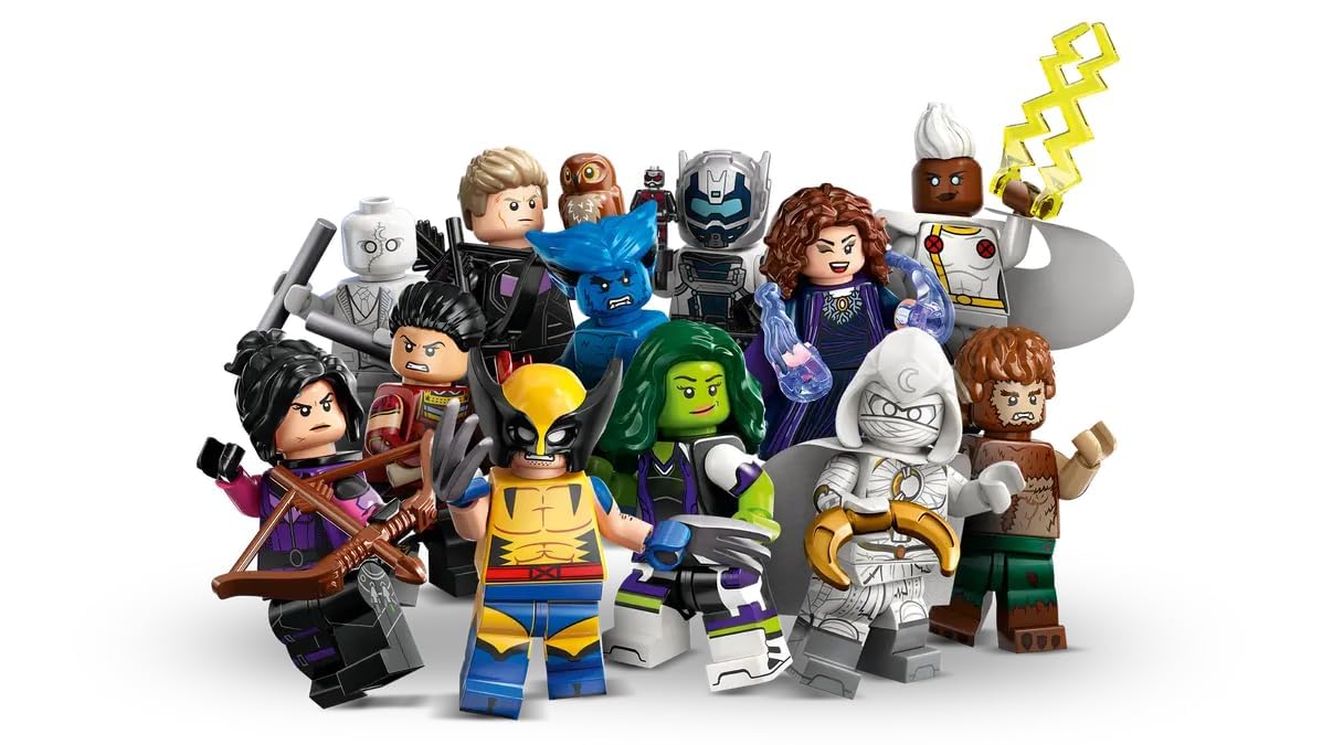 LEGO Hawkeye accessories included with figure for versatile play