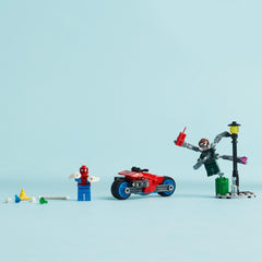 LEGO Marvel streetlight accessory for urban chase scenes
