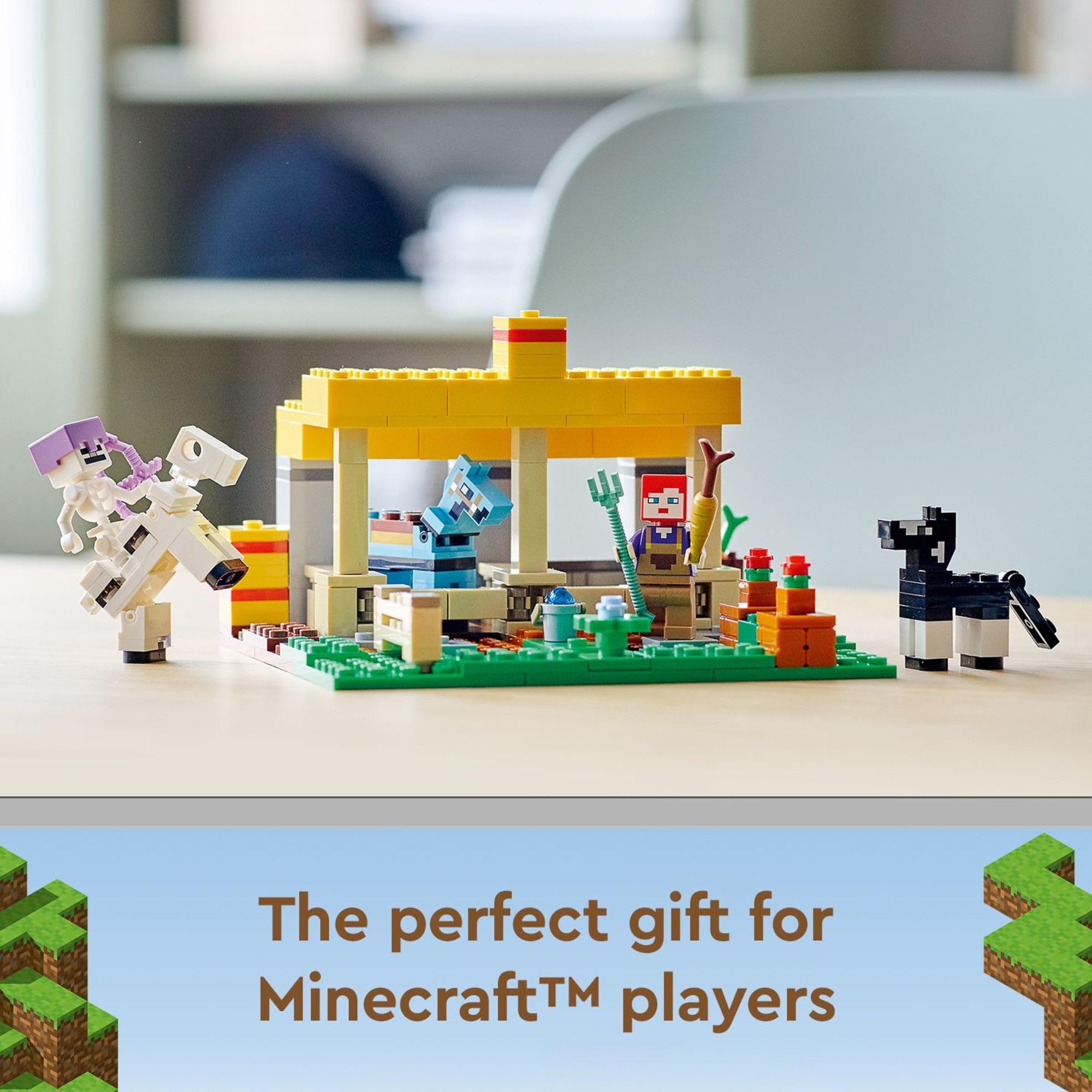 LEGO Minecraft Horse Stable 21171 diamond armor detail emphasizes game-inspired accessories
