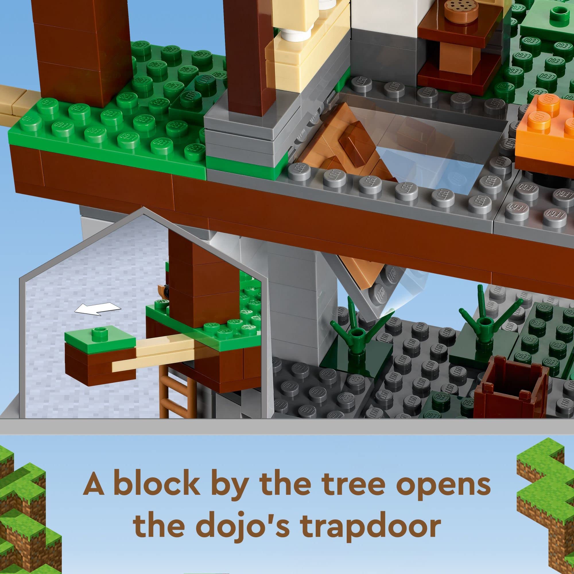 LEGO Minecraft Training Grounds modular build for mix-and-match play setups.