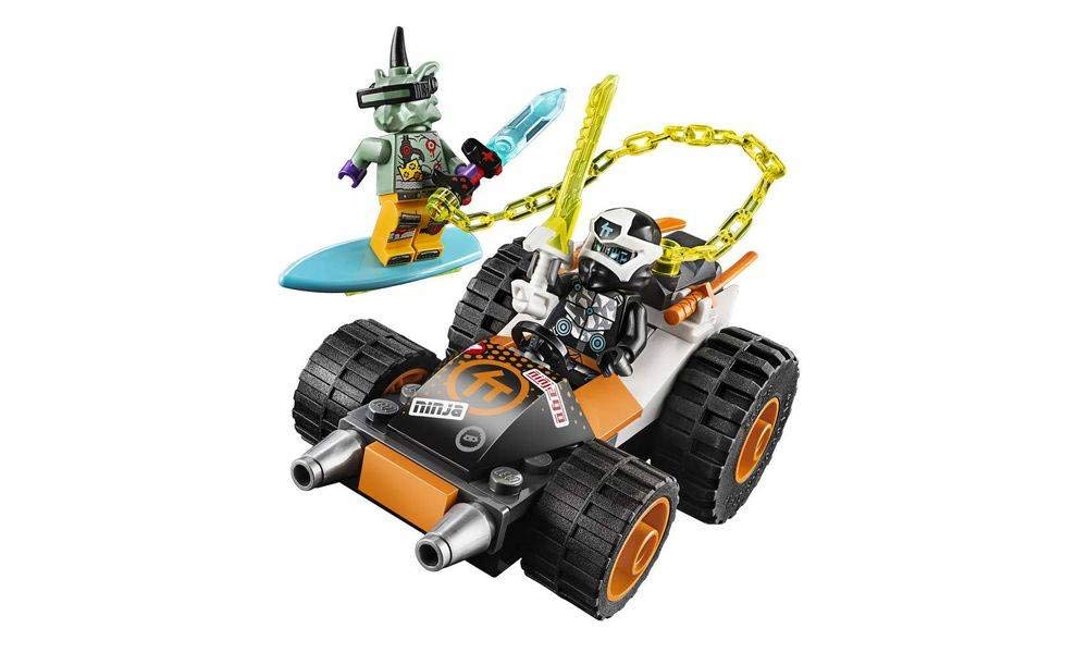 LEGO NINJAGO Cole’s Speeder Car top view highlights compact, easy-to-store build.
