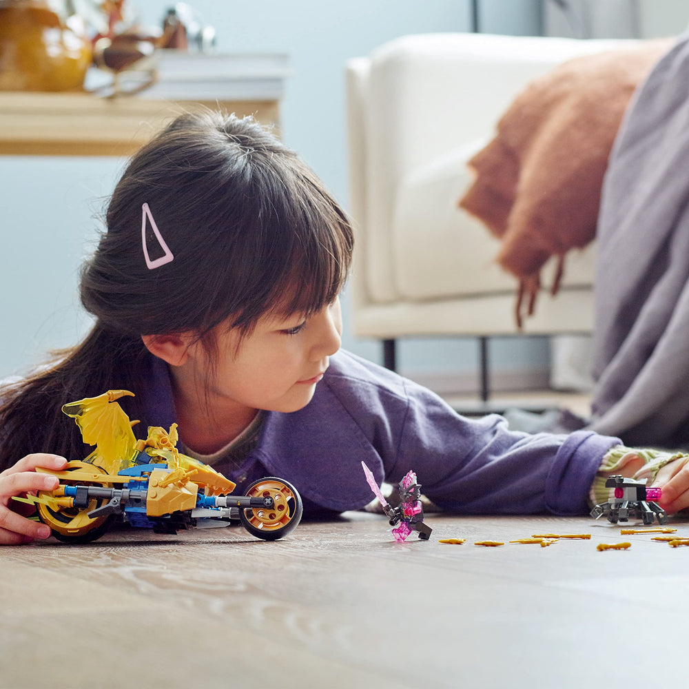 LEGO NINJAGO motorcycle saddle provides comfortable hero rides.