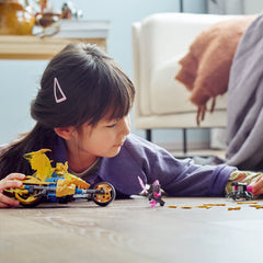 LEGO NINJAGO motorcycle saddle provides comfortable hero rides.