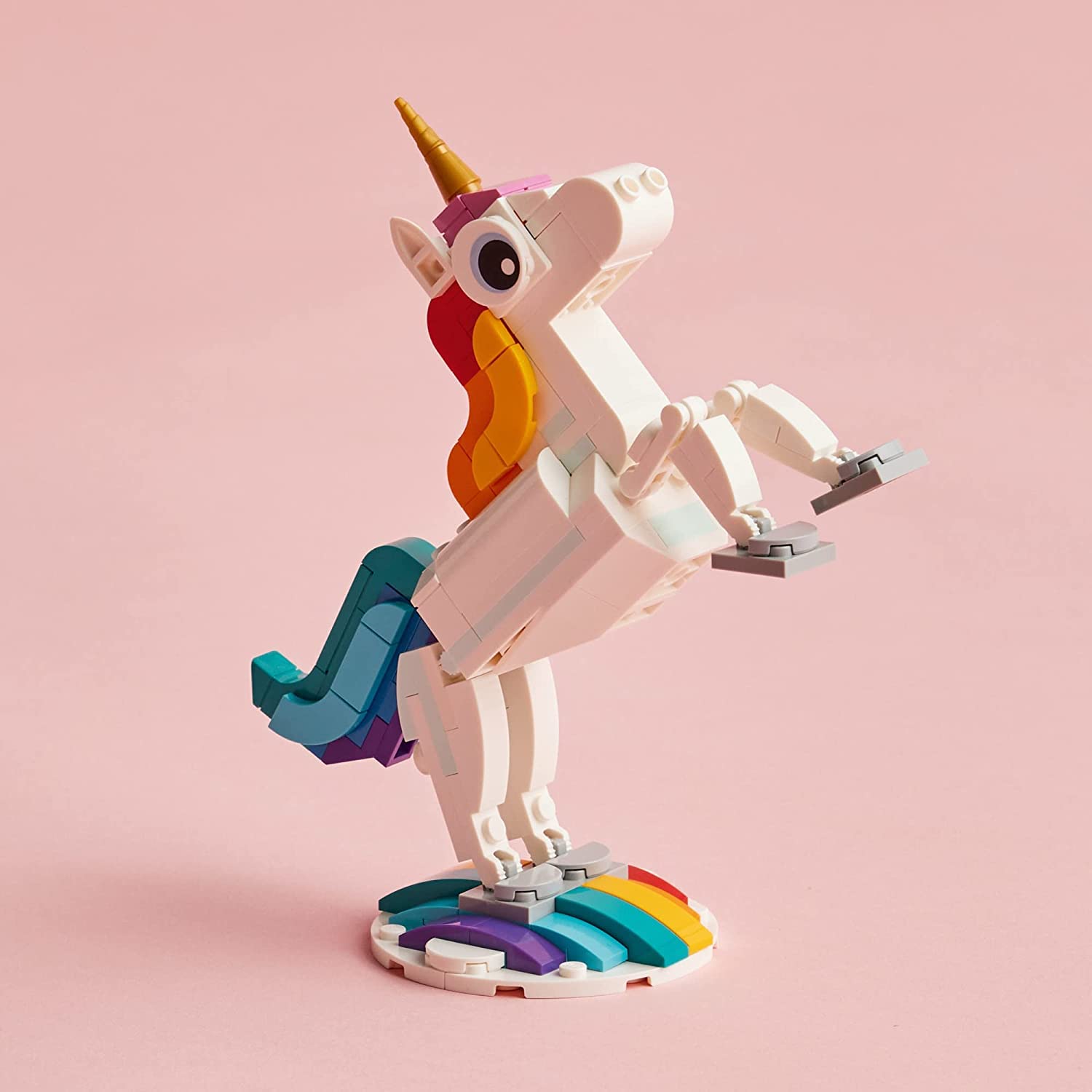 LEGO Peacock with movable tail for dynamic display and storytelling.