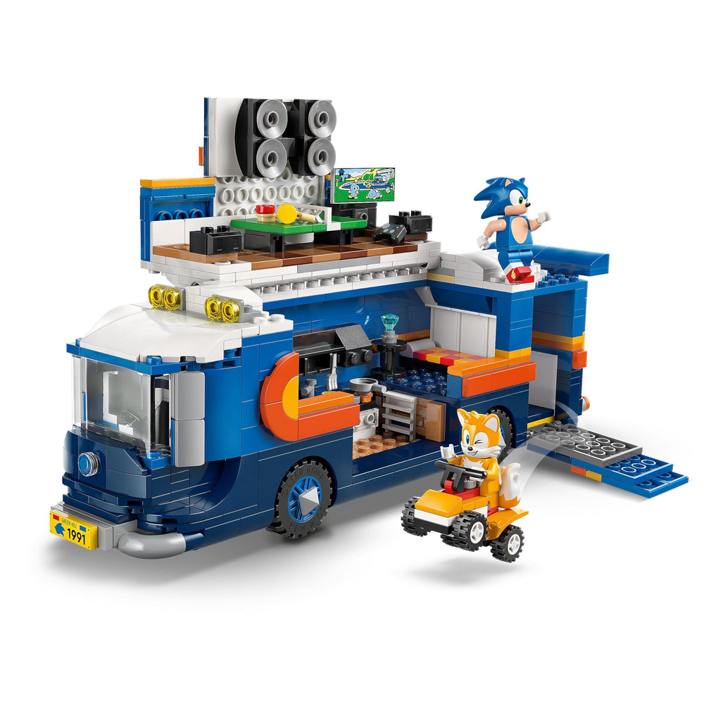 LEGO Sonic Team Command Truck includes five figures for dynamic missions and storytelling.