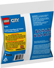 LEGO Space Science Mech 30694 mission scene with claw hands for exploration