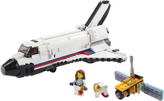 LEGO Space Shuttle Adventure 31117 retractable wheels for realistic takeoffs and landings