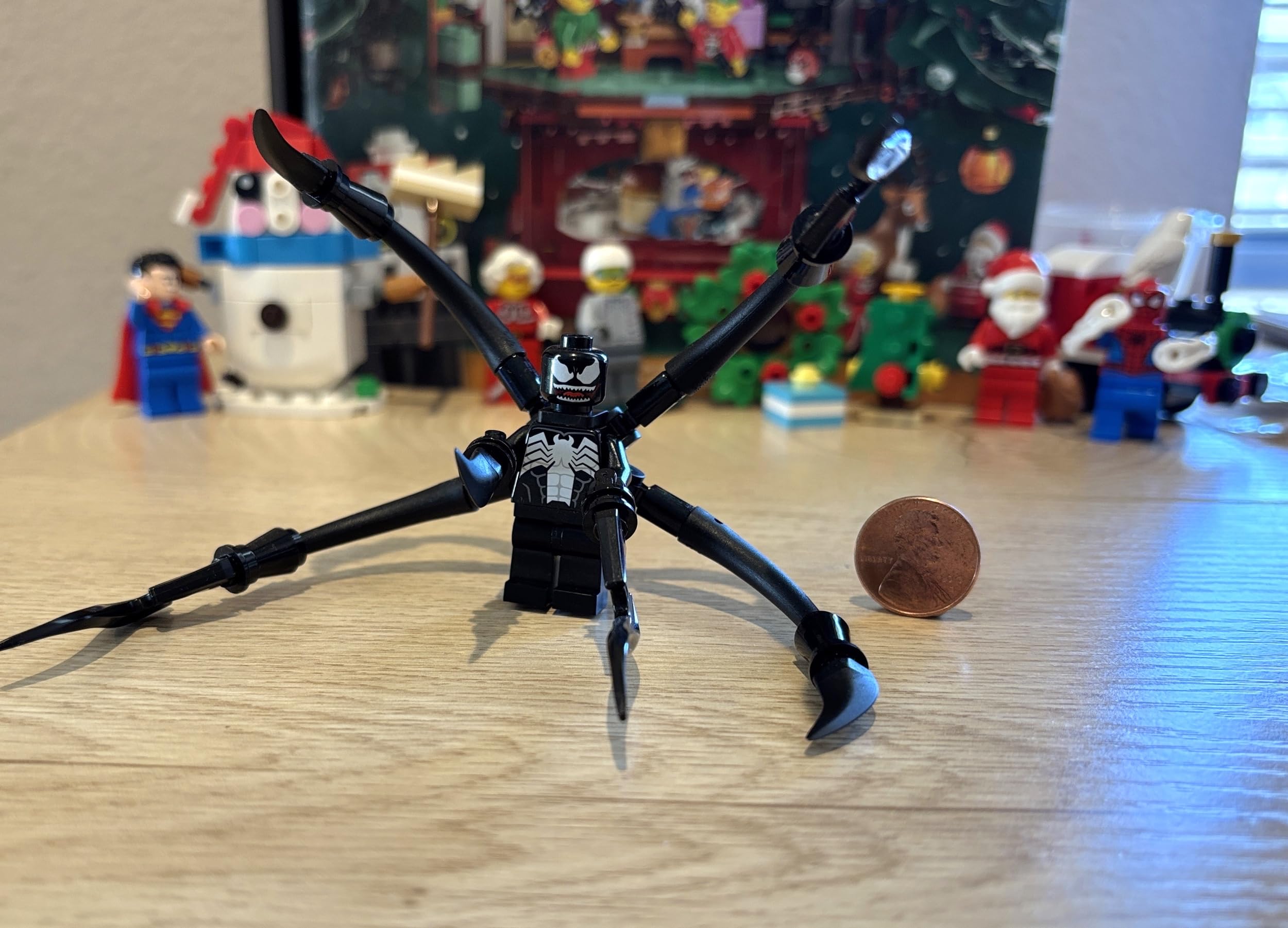 LEGO Spider-Man Venom tile close-up showing authentic Minifigureland detail.