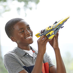 LEGO Star Wars Anakin's Jedi Starfighter wing-mounted stud shooters for action battles