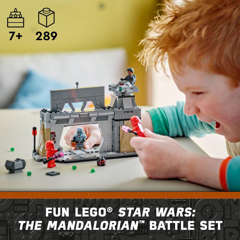 LEGO Star Wars armored door with slam-shut feature stimulates action-packed storytelling