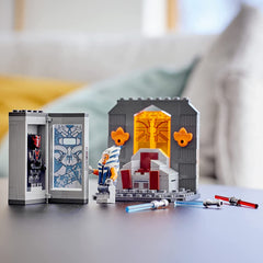 Portable 147 piece buildable set offers easy storage and on the go play