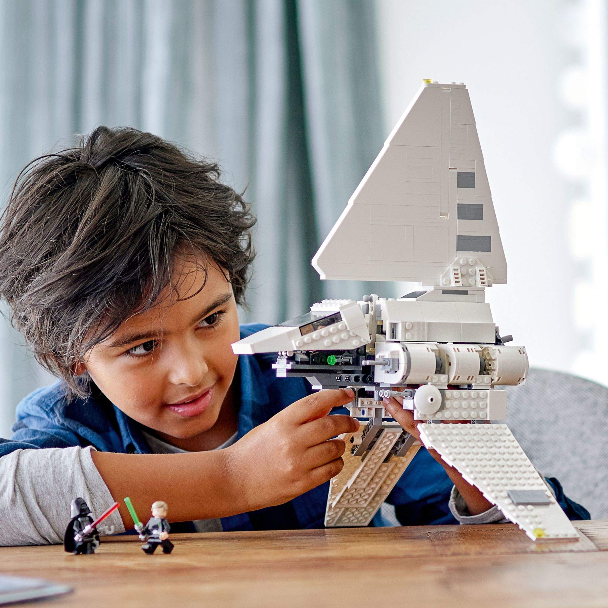 LEGO Star Wars Imperial Shuttle foldable wings for flight and landing.