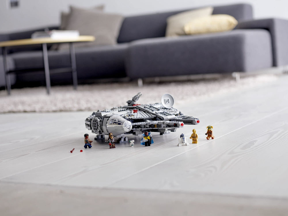LEGO Star Wars Millennium Falcon 75257 opening cockpit accommodates two minifigures