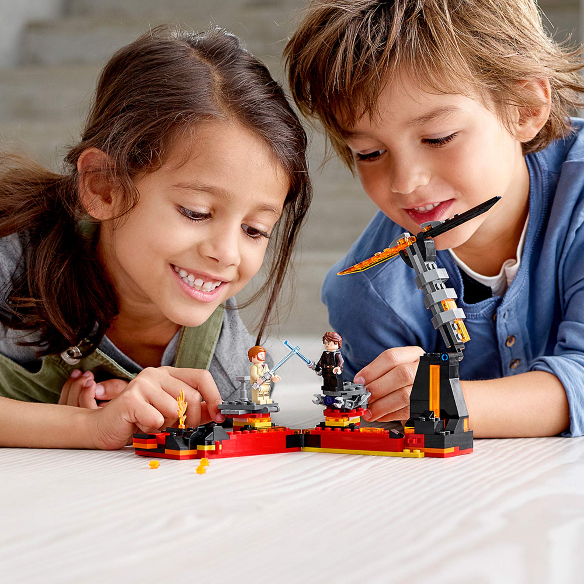 LEGO Star Wars Mustafar lava explosion feature for dramatic play moments