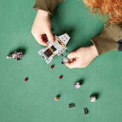 LEGO Star Wars Razor Crest Microfighter compatible with other Microfighters for expanded battles.