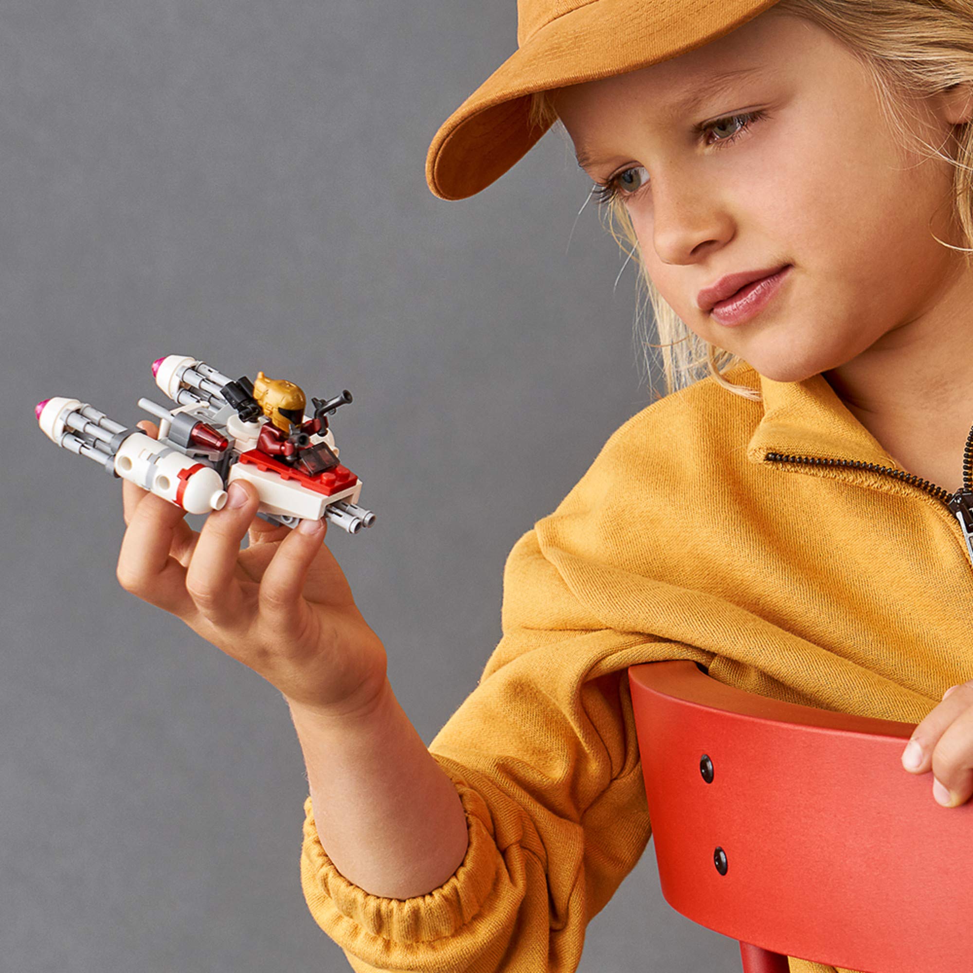 LEGO Star Wars Resistance Y-Wing Microfighter rotating gun turret — dynamic defense in pretend missions