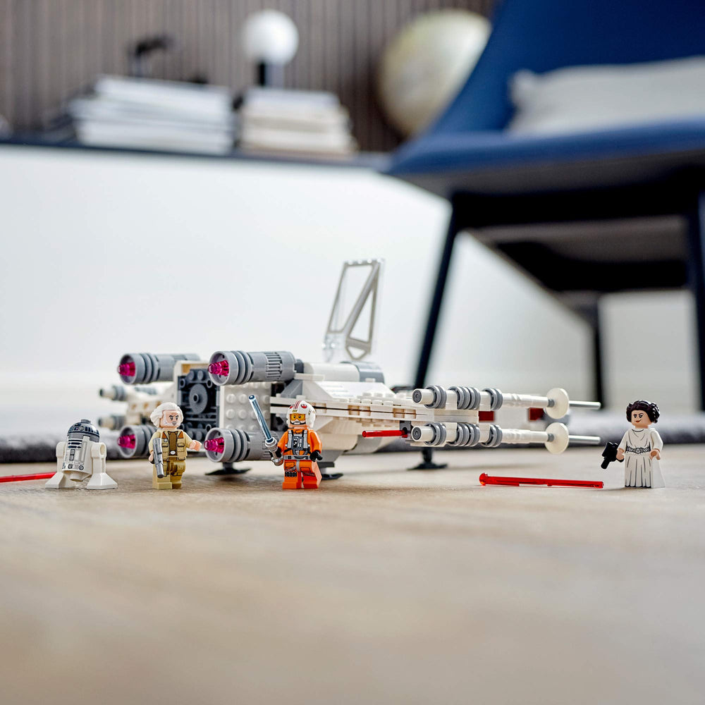 LEGO Star Wars 75301 set supports imaginative play and patient building.