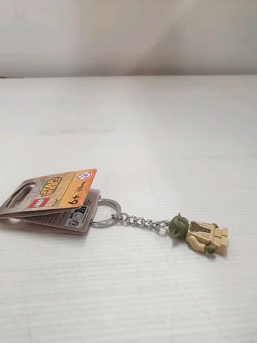 LEGO Star Wars Yoda keychain back view with chain attachment