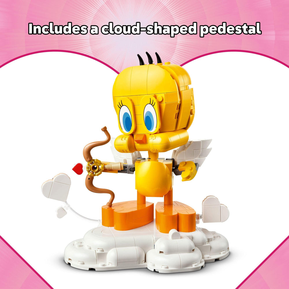 LEGO Sweetheart Tweety heart accessory highlights a sweet gift moment.