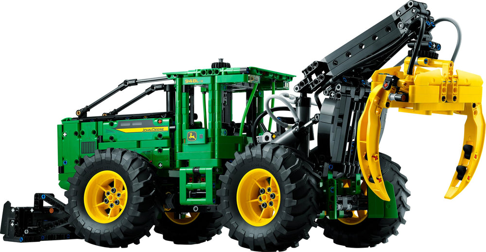 LEGO Technic Skidder John Deere 948L-II gear detail close-up for builders