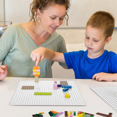 Lekebaby baseplates 5x5 white stacked for multi-level creative projects.