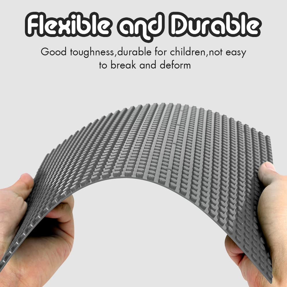 Lekebaby Classic Baseplates with bricks demonstrates seamless compatibility for varied sets
