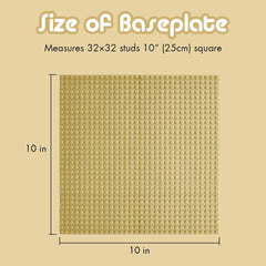Lekebaby durable plastic baseplates resist frequent play and reuse.