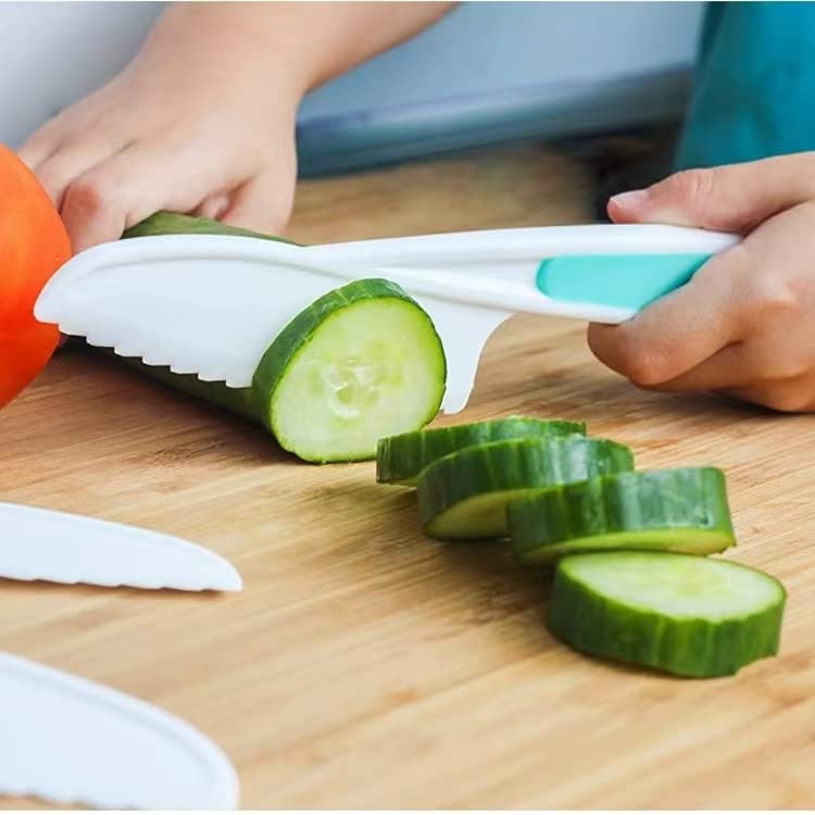 Leking knife set in action during meal prep sessions.
