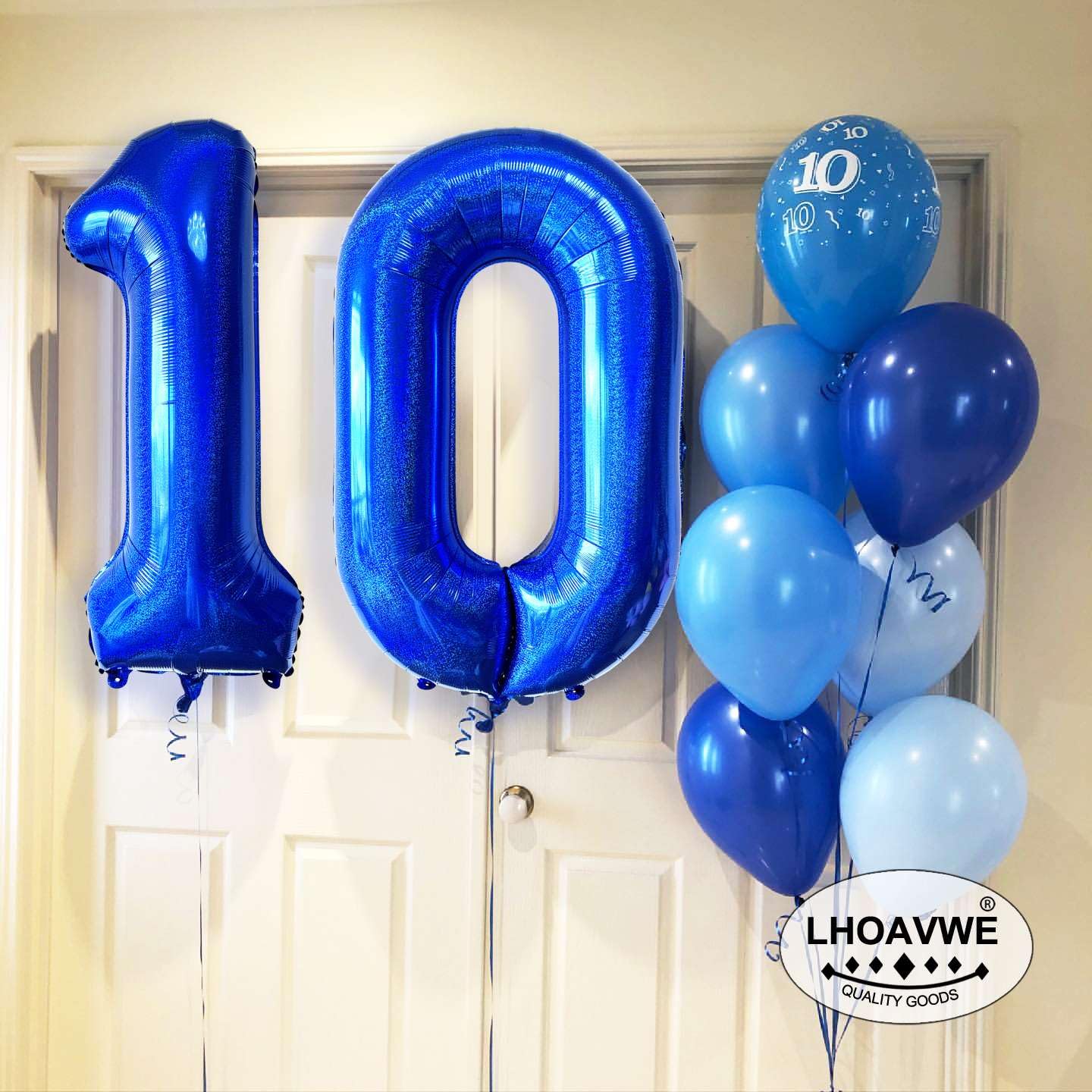LHOAVWE Blue 17-number balloon wall display creates a dramatic party focal point
