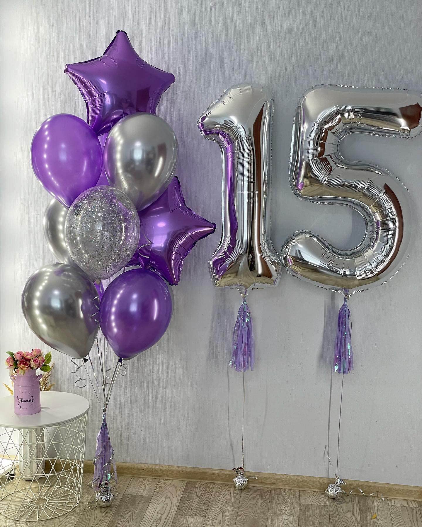 LHOAVWE party DIY decorations with a giant number balloon.