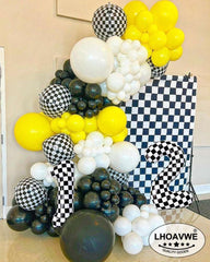 LHOAVWE Checkered number 3 balloon is helium compatible for floating displays.