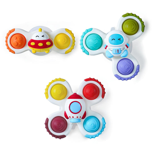 LiKee strong-suction bath-toy rotates to captivate baby during bath time.