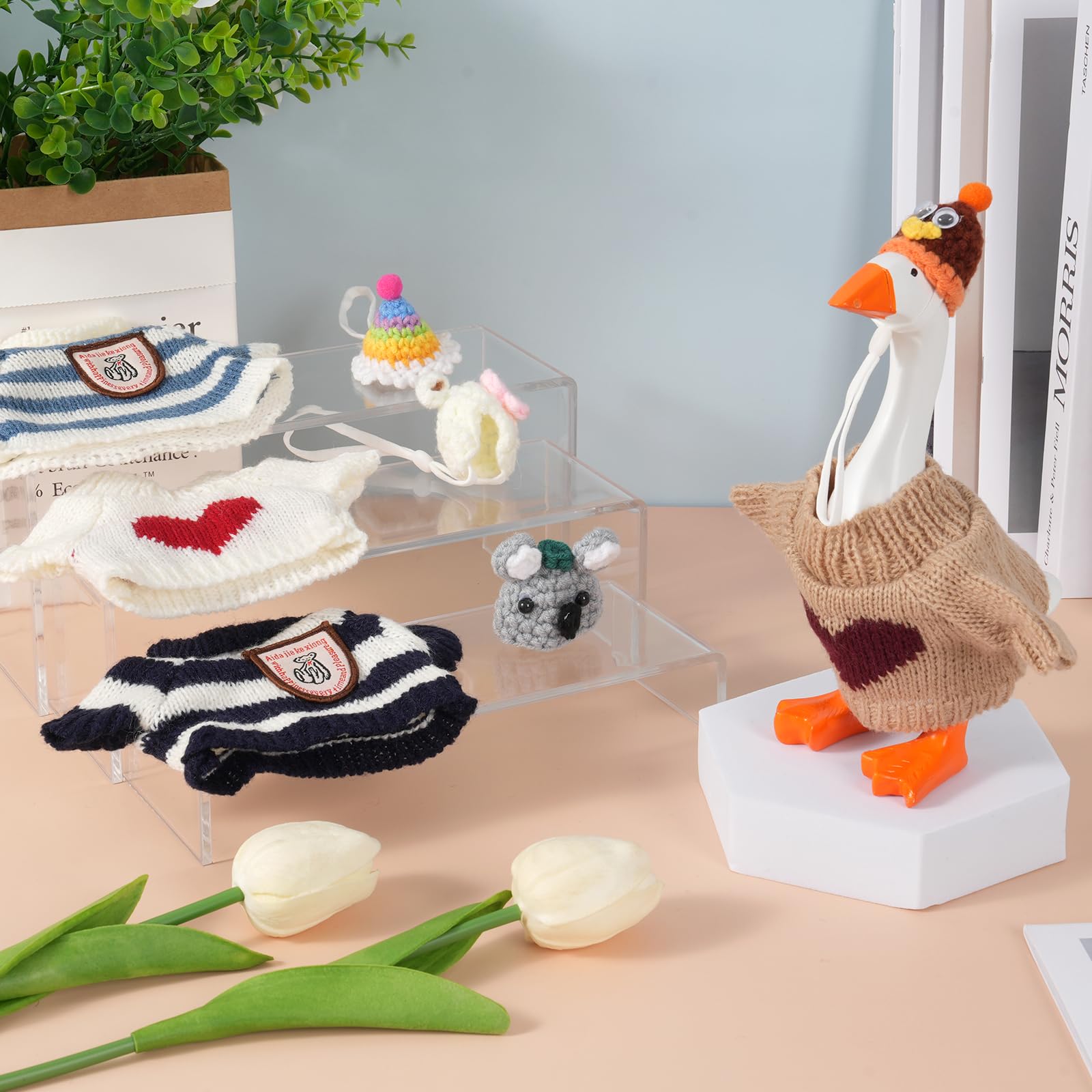 Linastu desk goose outfits: cozy white knit sweater styling for desk decor